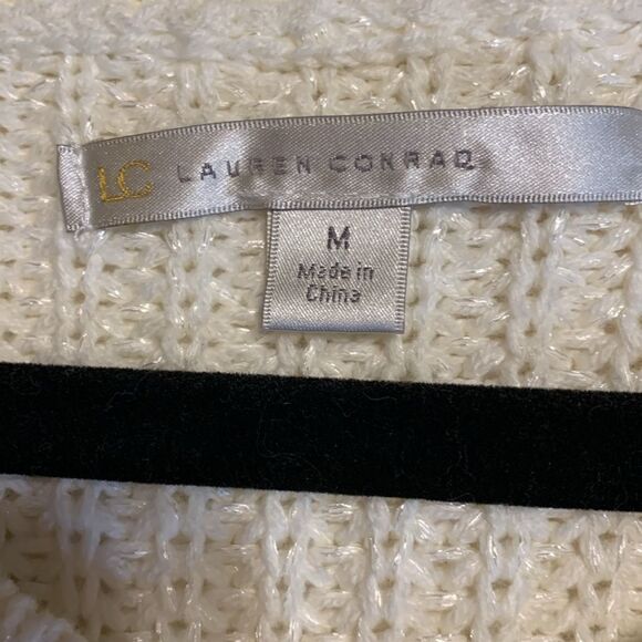 Lauren Conrad Size Medium dressy ivory snap front closure with lace sleeves - Picture 6 of 9